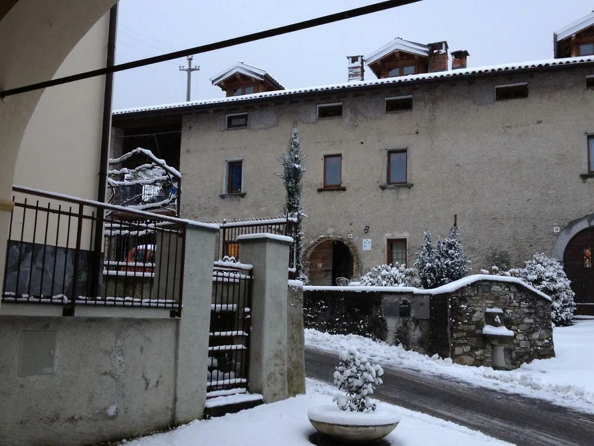 Bed and Breakfast La Tana del Ghiro Porto Valtravaglia